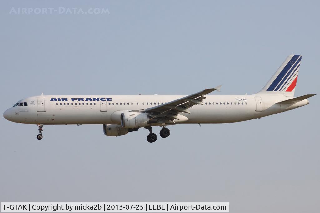 F-GTAK, 2001 Airbus A321-211 C/N 1658, Landing