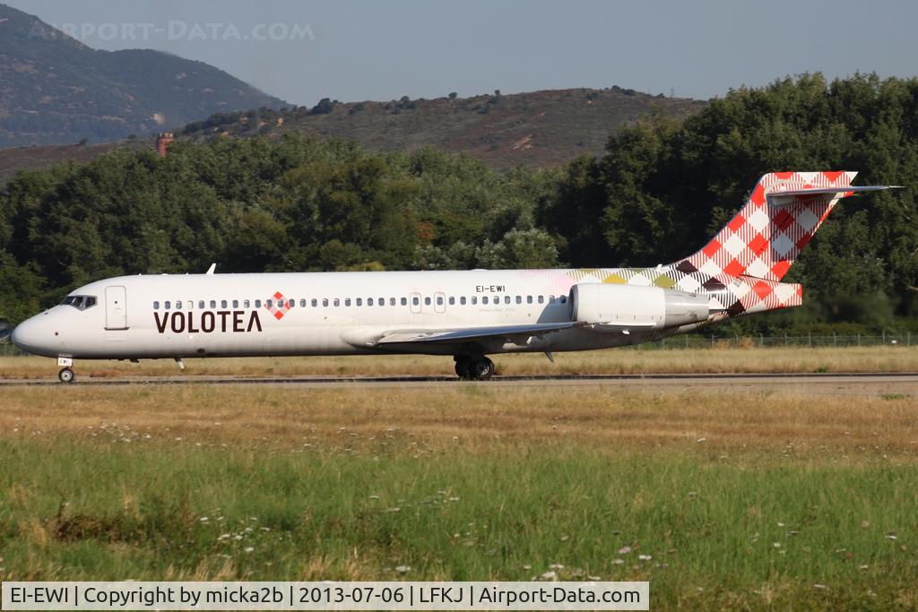 EI-EWI, 2003 Boeing 717-2BL C/N 55170, Taxiing