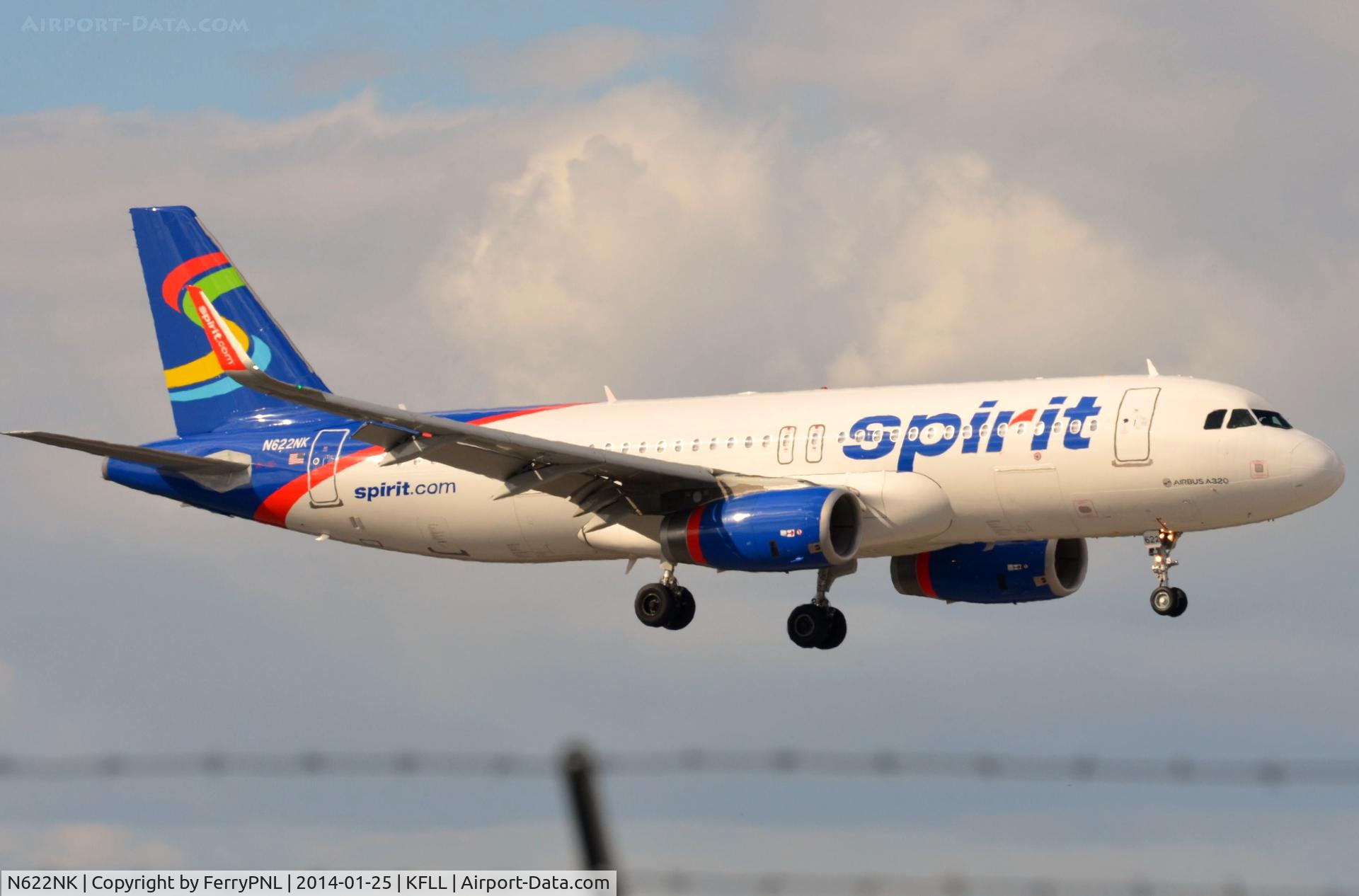N622NK, 2013 Airbus A320-232 C/N 5804, Spirit A320 arriving.
