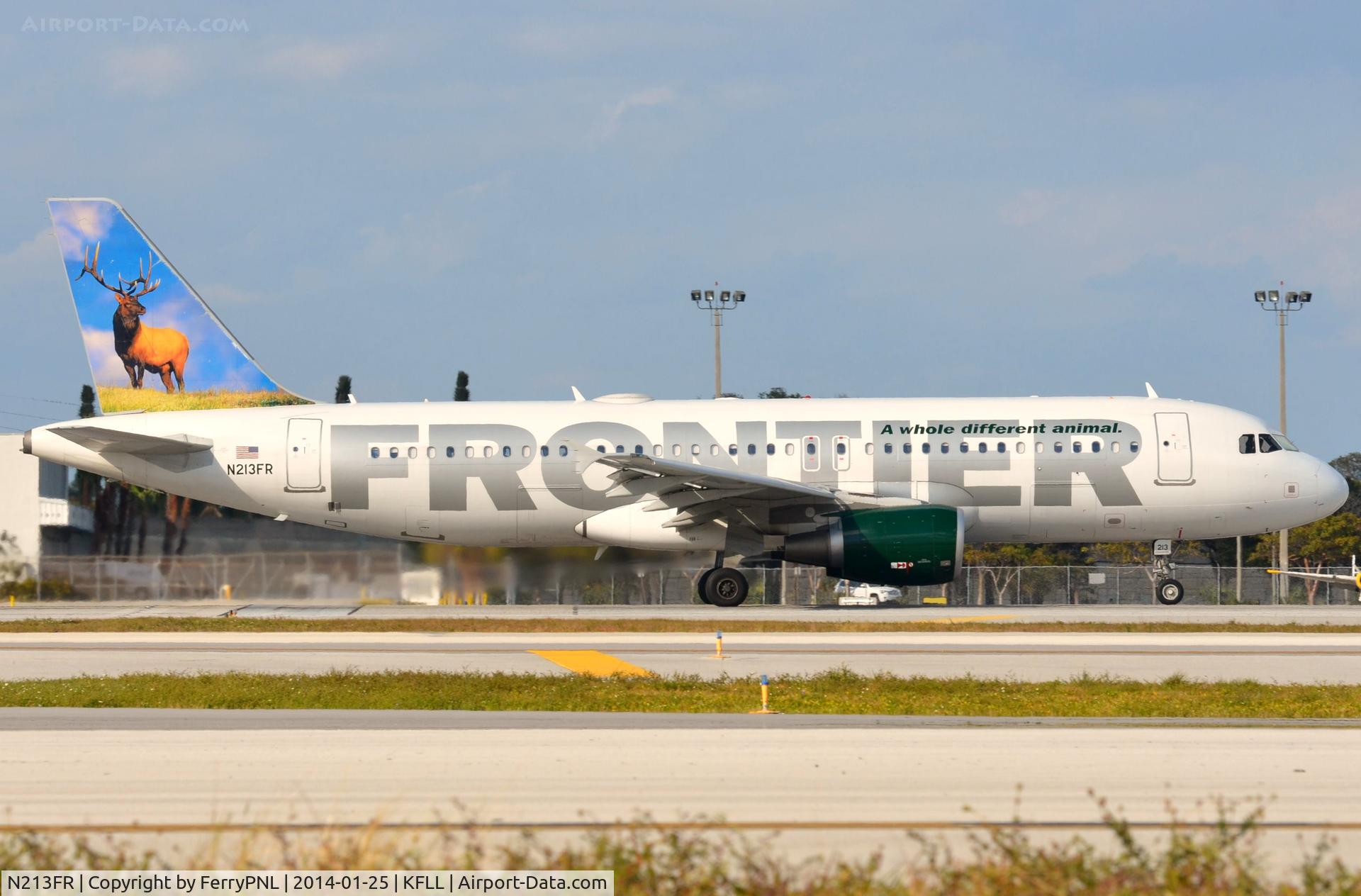 N213FR, 2011 Airbus A320-214 C/N 4704, Frontier A320 taking-off