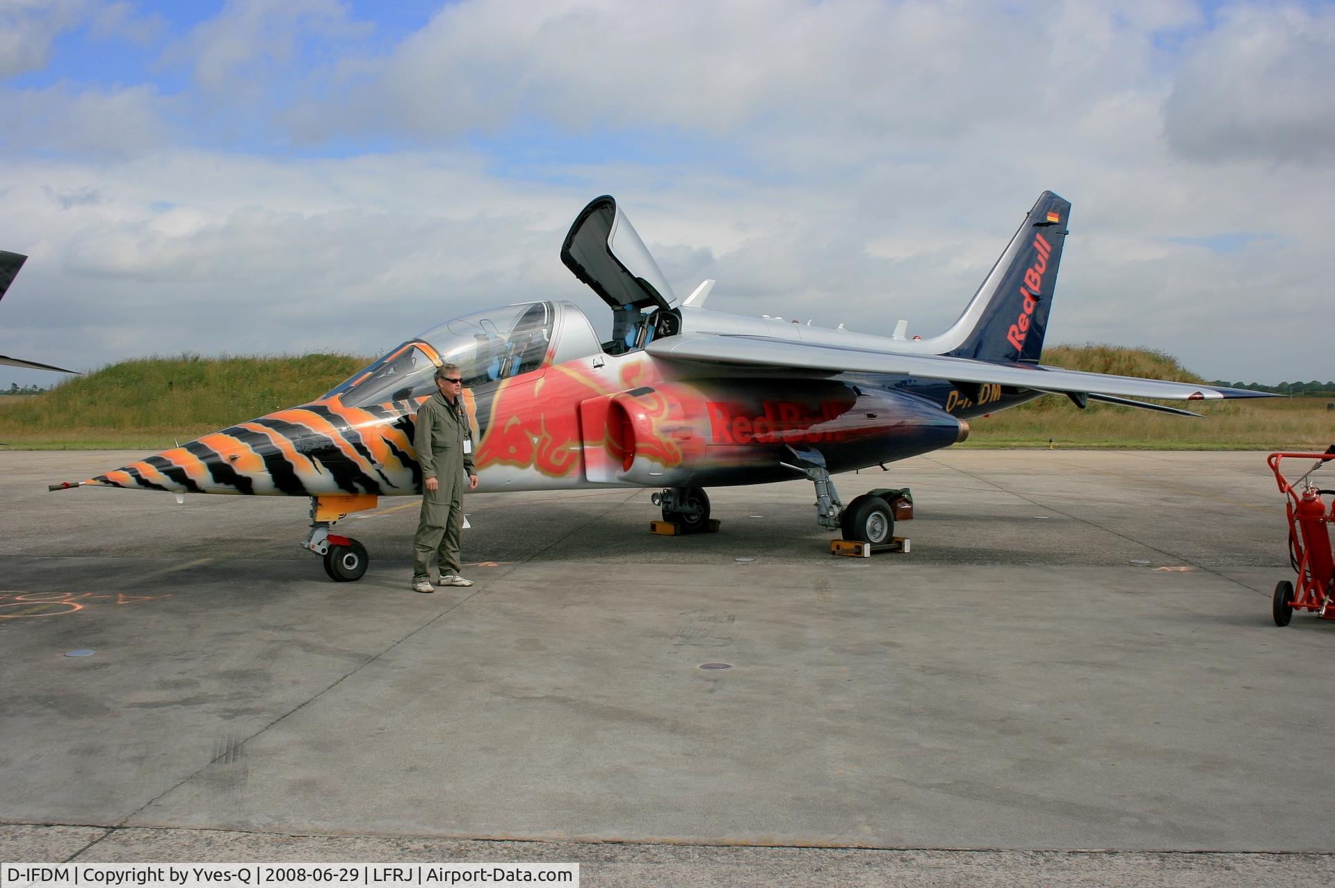 D-IFDM, Dassault-Dornier Alpha Jet A C/N 0090, Dassault-Dornier Alpha Jet A Red Bull (The Flying Bulls), Landivisiau Naval Air Base (LFRJ) Open day Tiger Meet 2008