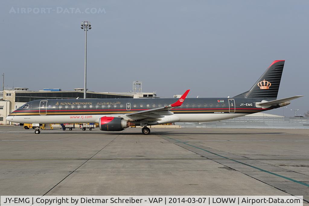 JY-EMG, 2007 Embraer 195LR (ERJ-190-200LR) C/N 19000088, Royal Jordanian Embraer 195