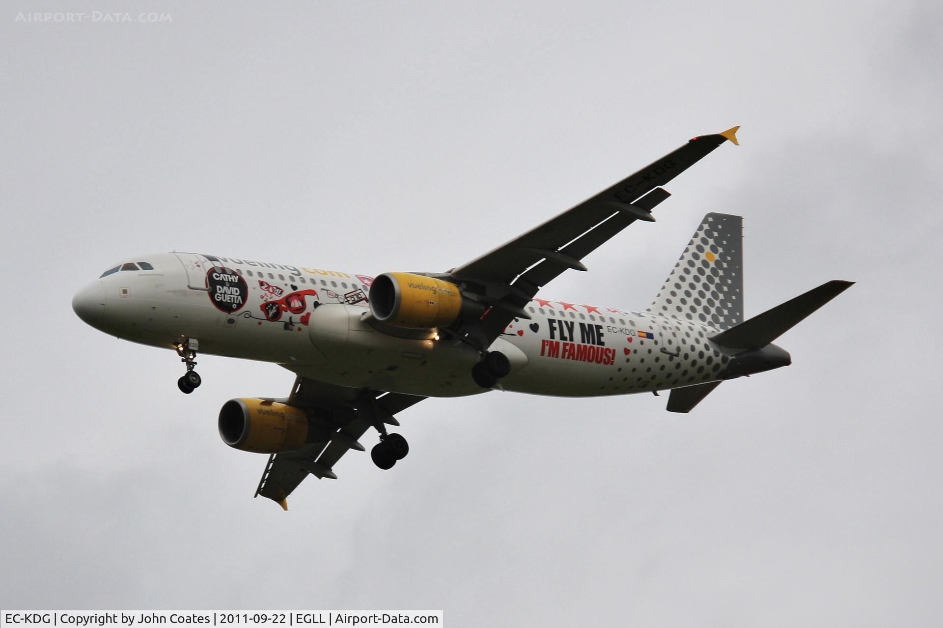 EC-KDG, 2007 Airbus A320-214 C/N 3095, Finals to 27L