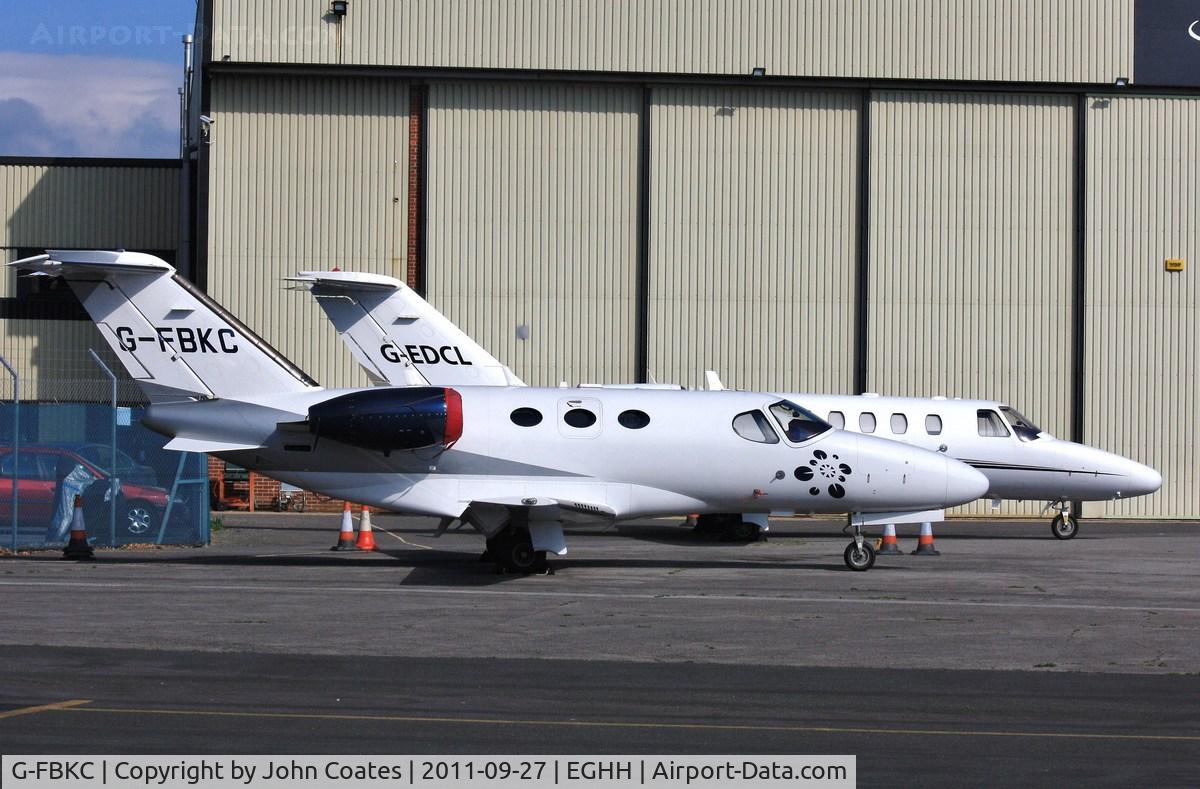 G-FBKC, 2008 Cessna 510 Citation Mustang Citation Mustang C/N 510-0127, At CSE with G-EDCL