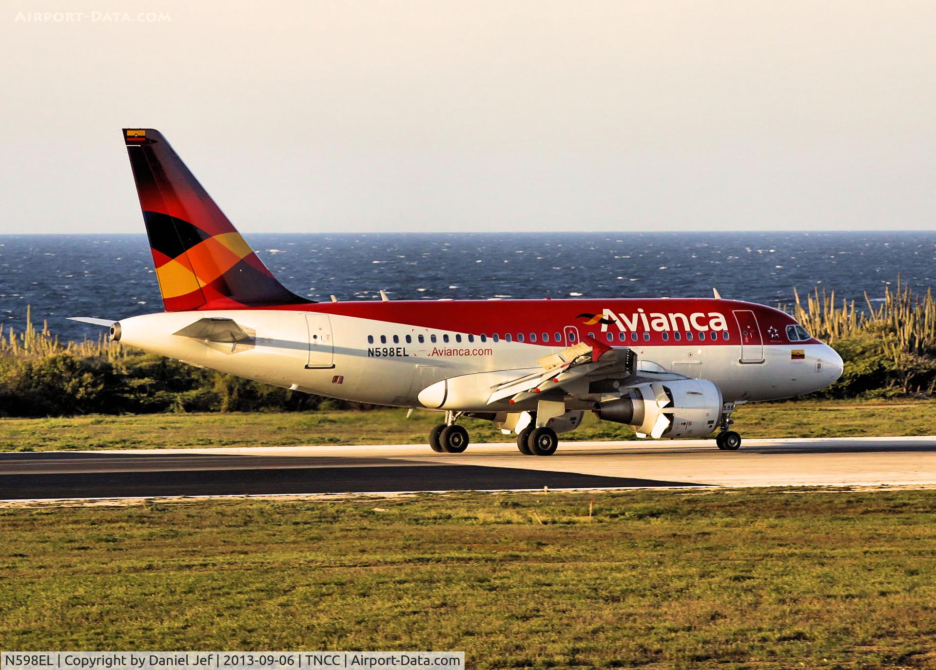 N598EL, 2005 Airbus A318-111 C/N 2552, N598EL