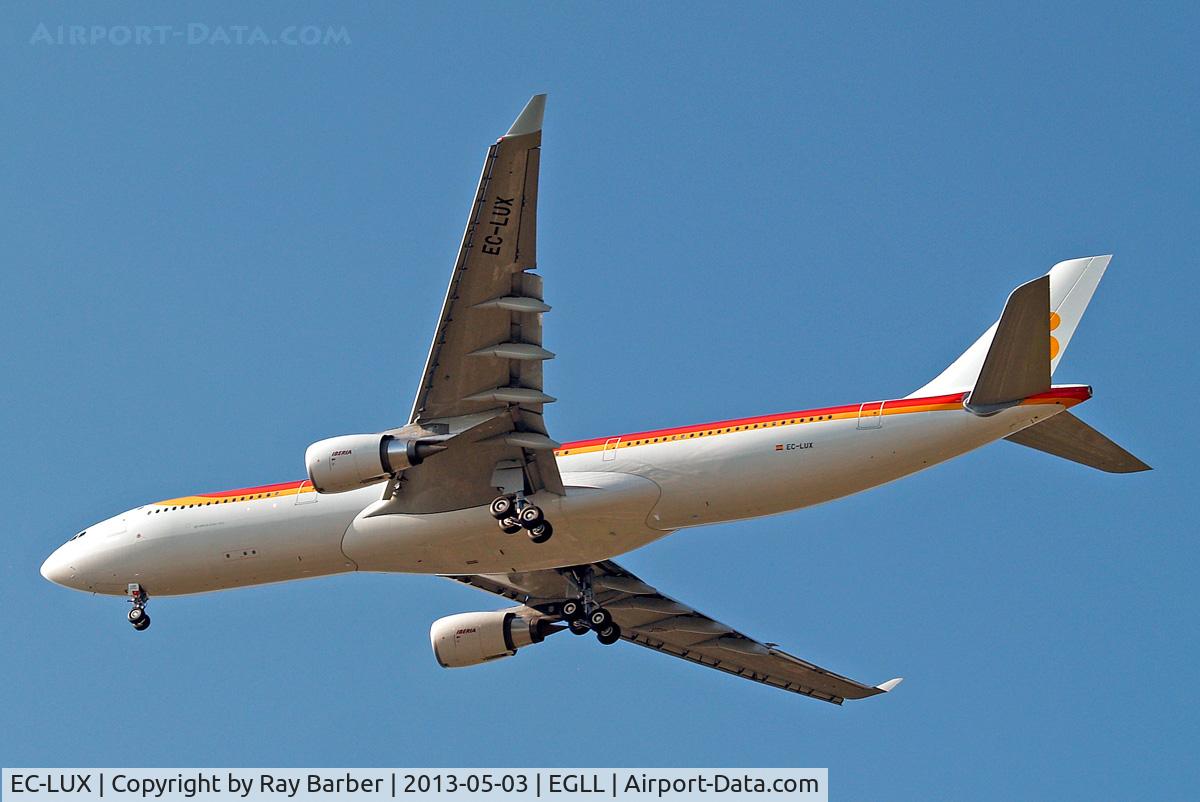 EC-LUX, 2013 Airbus A330-302 C/N 1405, Airbus A330-302 [1405] (Iberia) Home~G 03/05/2013. On approach 27R.