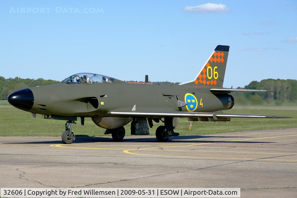 32606, 1953 Saab J32D Lansen C/N 32-606, Modified to J-32D