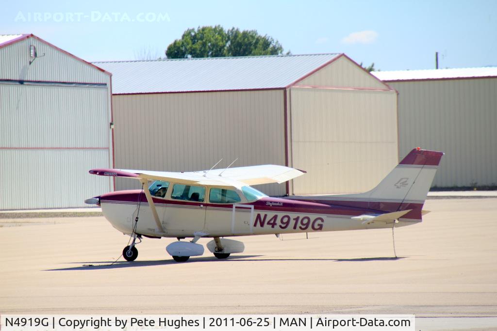N4919G, Cessna 172N C/N 17273466, N4919G Cessna 172 at Nampa, ID