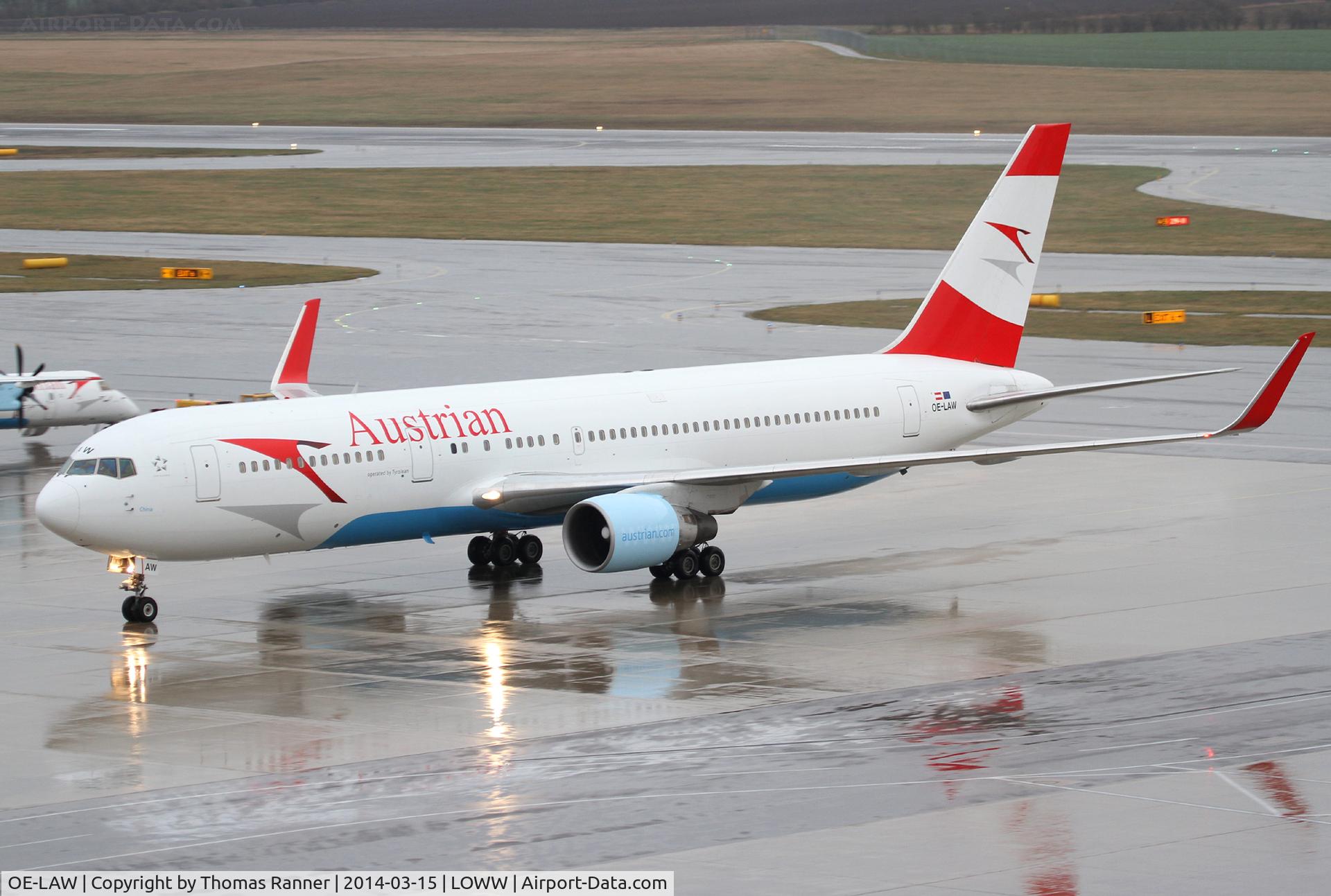 OE-LAW, 1992 Boeing 767-3Z9/ER C/N 26417, Austrian B767