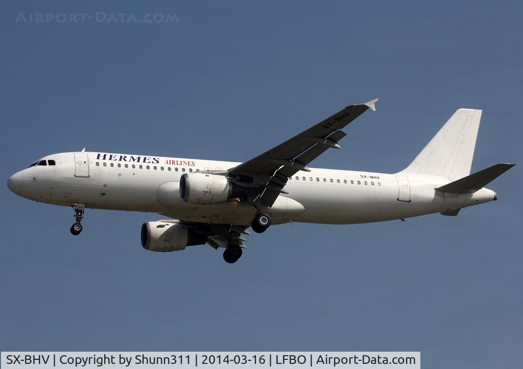 SX-BHV, 1992 Airbus A320-211 C/N 293, Landing rwy 32L