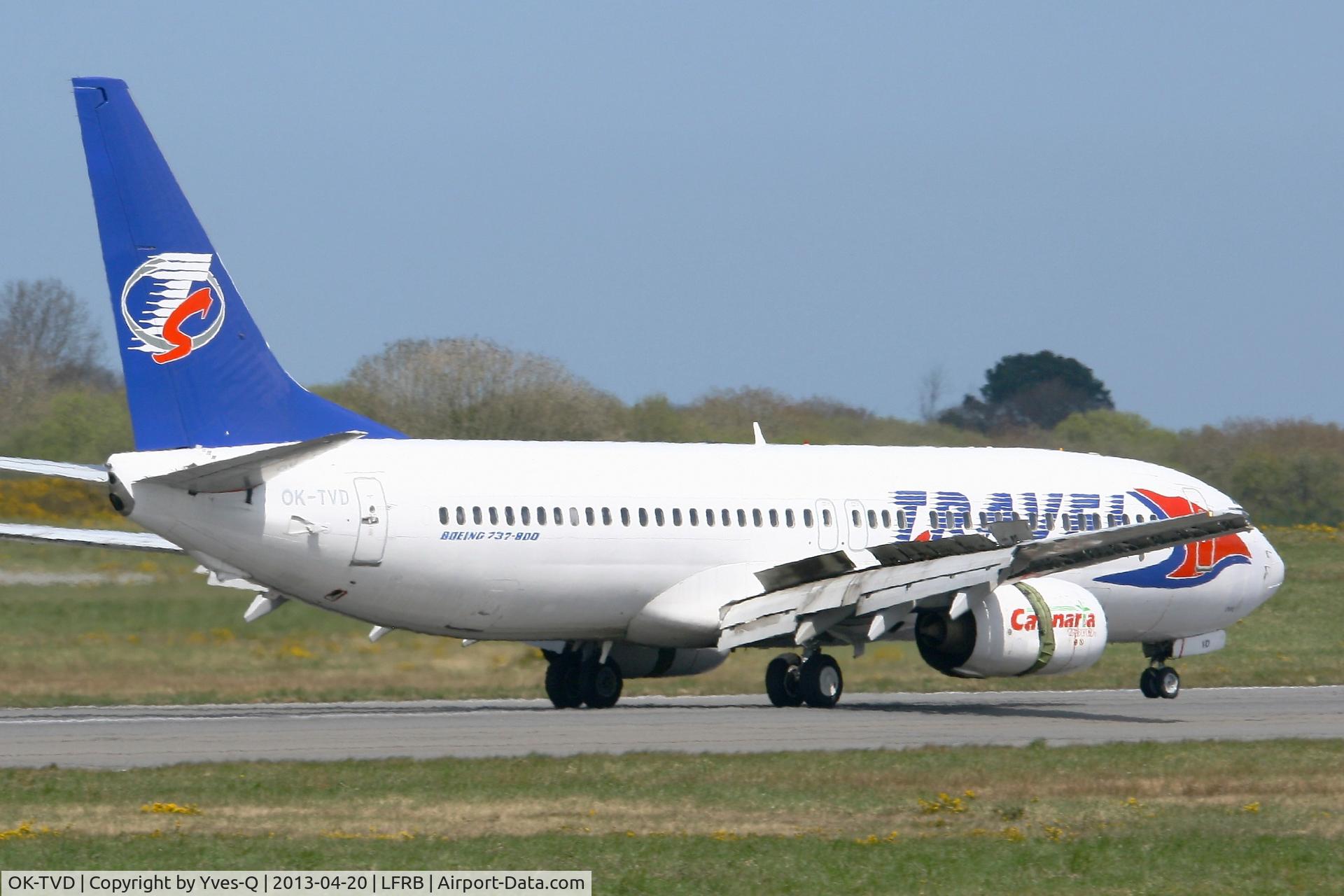 OK-TVD, 1999 Boeing 737-86N C/N 28595, Boeing 737-86N, Landing rwy 07R, Brest-Guipavas Airport (LFRB-BES)