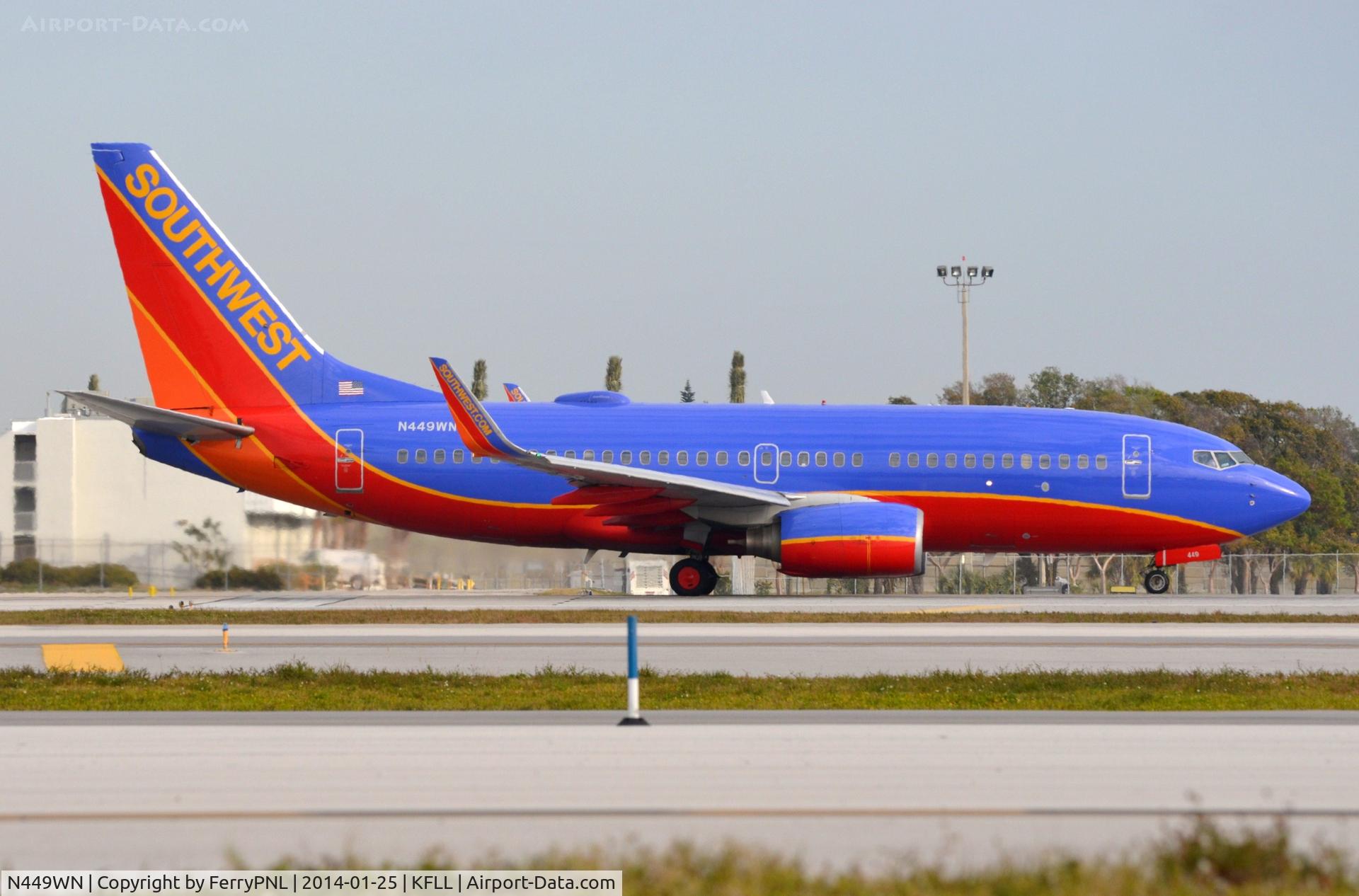 N449WN, 2003 Boeing 737-7H4 C/N 32469, Southwest B737 departing FLL