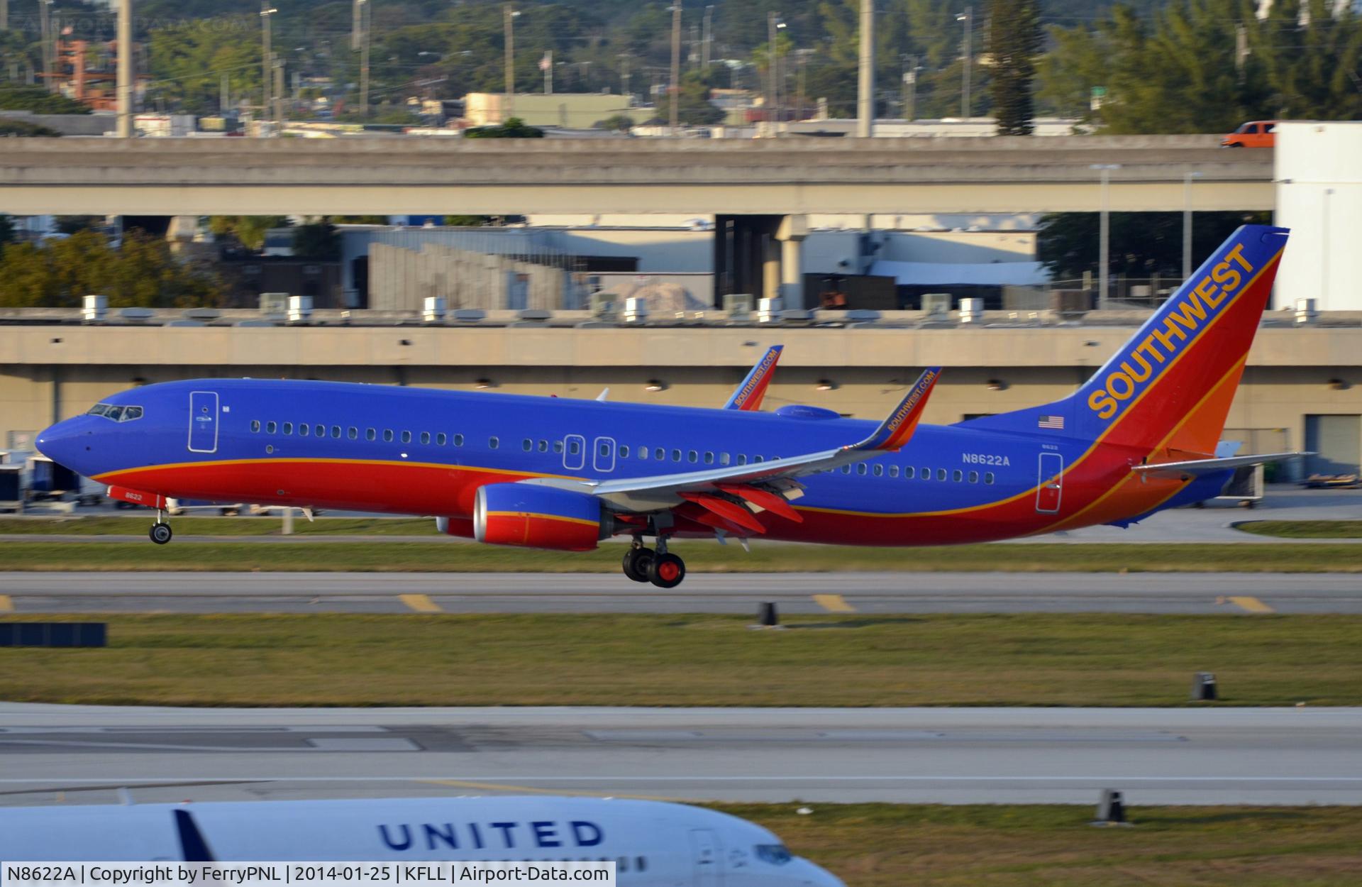 N8622A, 2013 Boeing 737-8H4 C/N 36919, Soutwest B738 landing in FLL