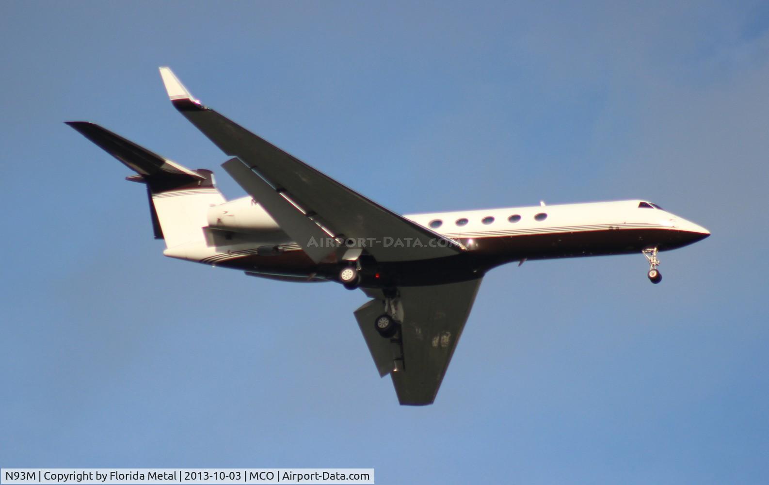 N93M, 1999 Gulfstream Aerospace G-V C/N 567, Gulfstream 5