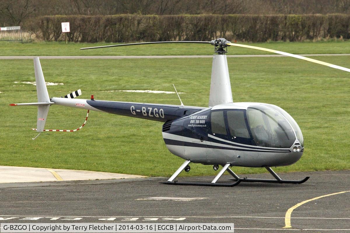 G-BZGO, 2000 Robinson R44 Astro C/N 0757, 2000 Robinson R44 Astro, c/n: 0757 ay City of Manchester Airport