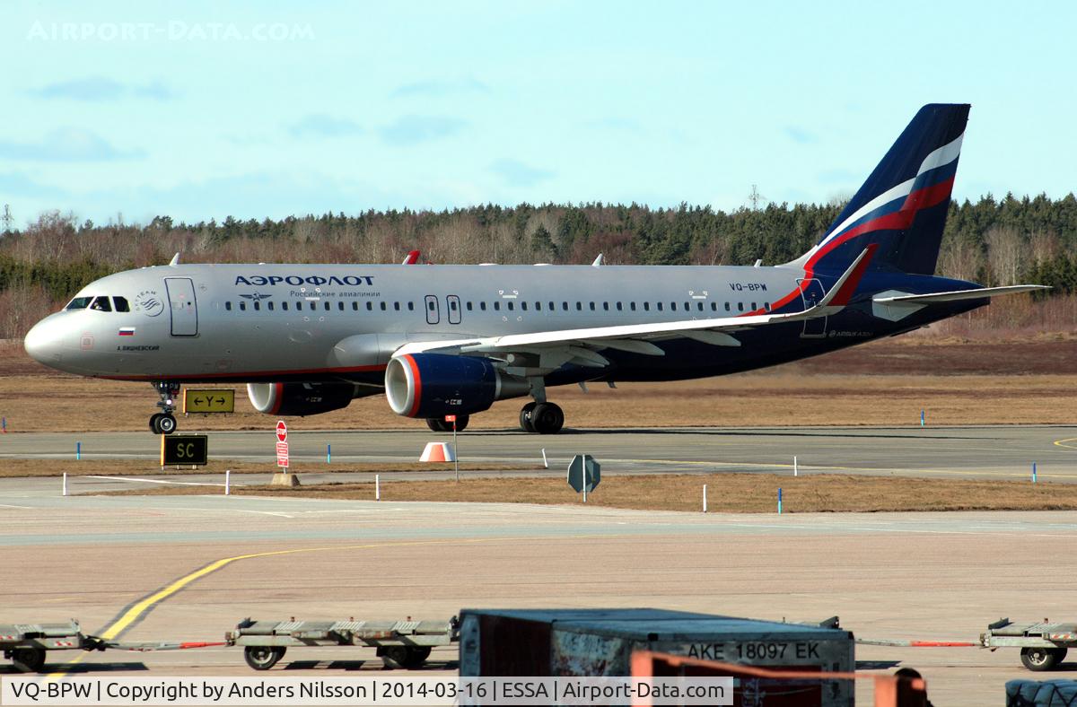 VQ-BPW, 2014 Airbus A320-214 C/N 5982, Taxiing for take off runway 01L.
