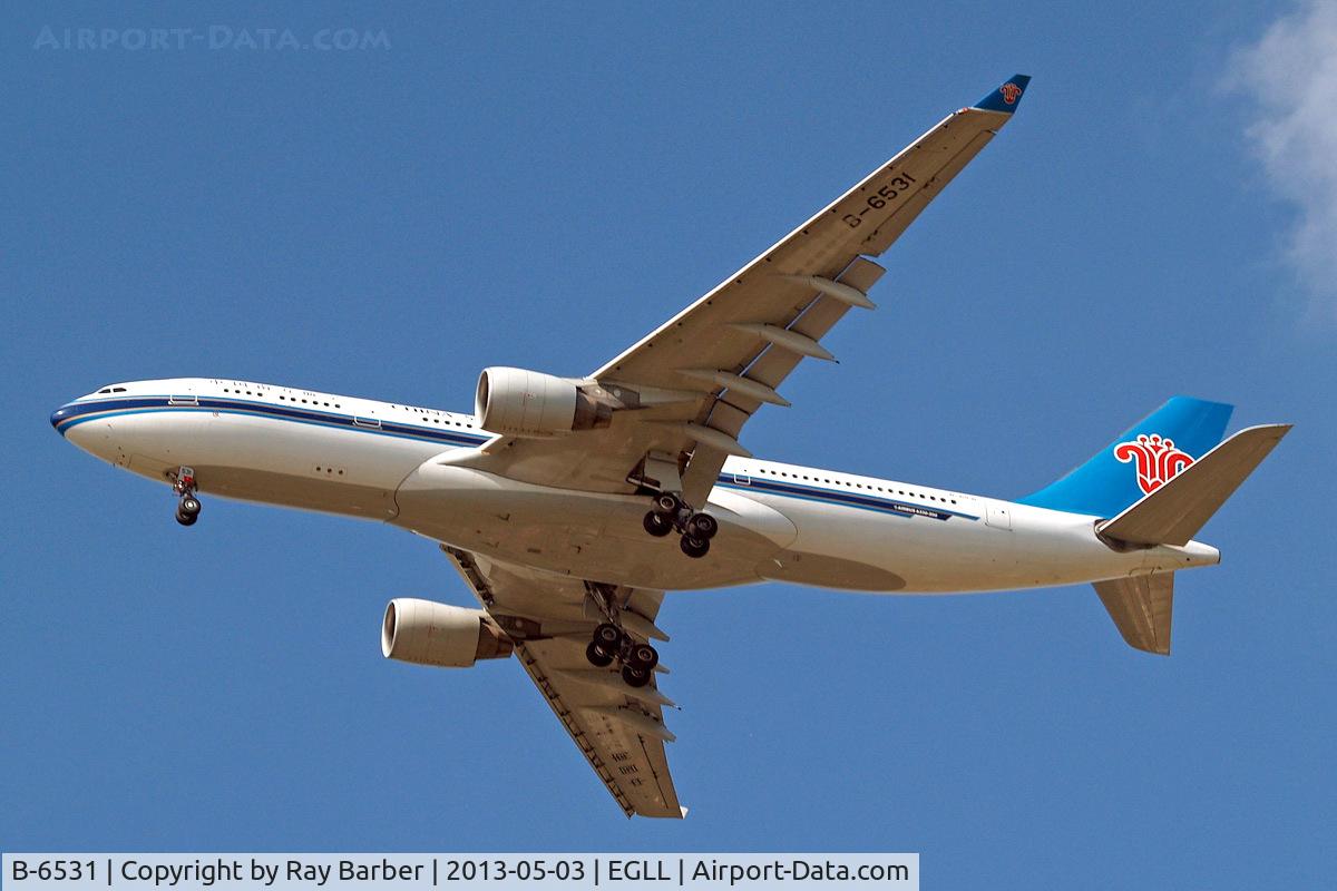 B-6531, 2011 Airbus A330-223 C/N 1233, Airbus A330-223 [1233] (China Southern Airlines) Home~G 03/05/2013. On approach 27R.