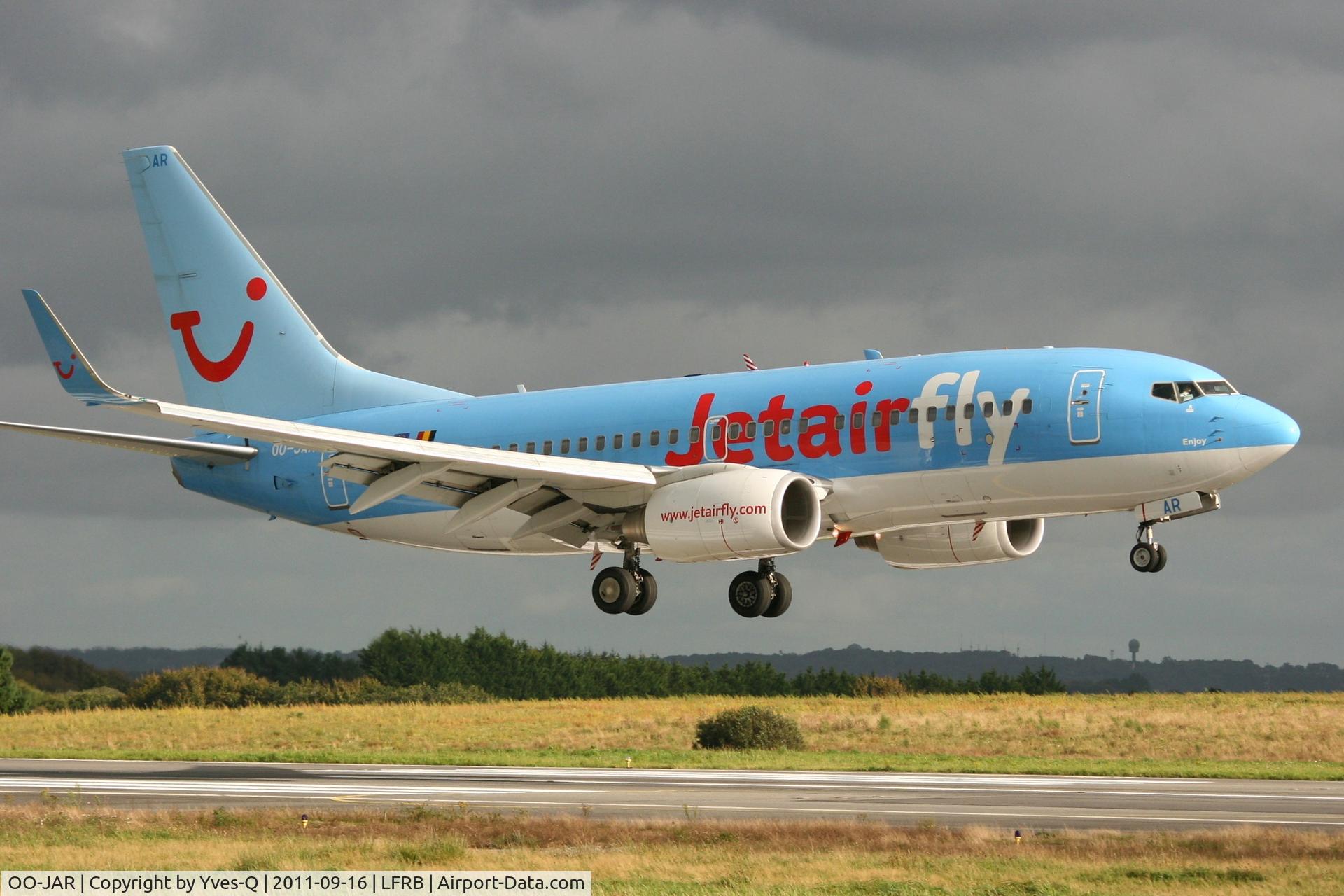 OO-JAR, 2009 Boeing 737-7K5 C/N 35150, Boeing 737-7K5, on final rwy 25L, Brest-Guipavas Airport (LFRB-BES)