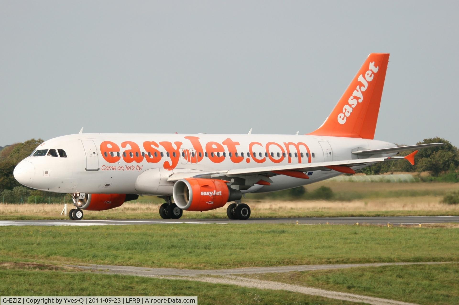 G-EZIZ, 2005 Airbus A319-111 C/N 2646, Airbus A319-111, Take off rwy 25L, Brest-Guipavas Airport (LFRB-BES)