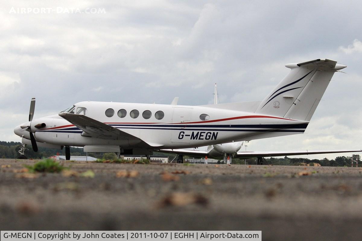 G-MEGN, 1995 Beech B200 Super King Air King Air C/N BB-1518, At Signatures