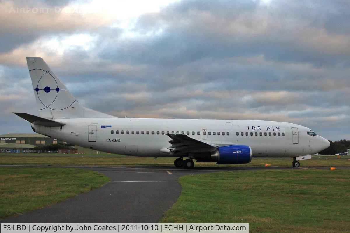 ES-LBD, 1991 Boeing 737-3Q8 SF C/N 25069, Taxiing