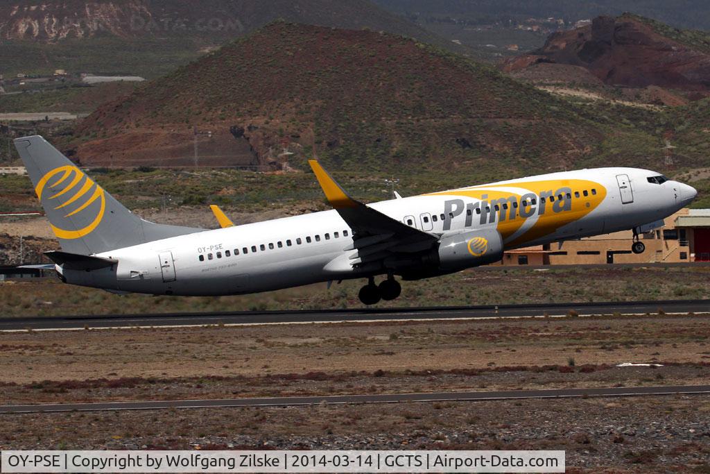 OY-PSE, 2000 Boeing 737-809 C/N 30664, visitor