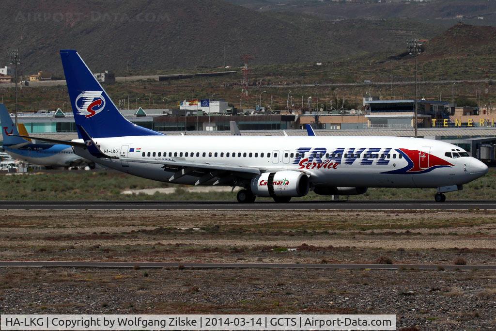HA-LKG, 2001 Boeing 737-8CX C/N 32362, visitor