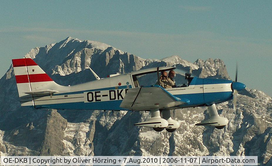 OE-DKB, 1973 Robin DR-400-140 Major C/N 885, Photo taken in Austria 70 Km east of Salzburg - in the aerea 