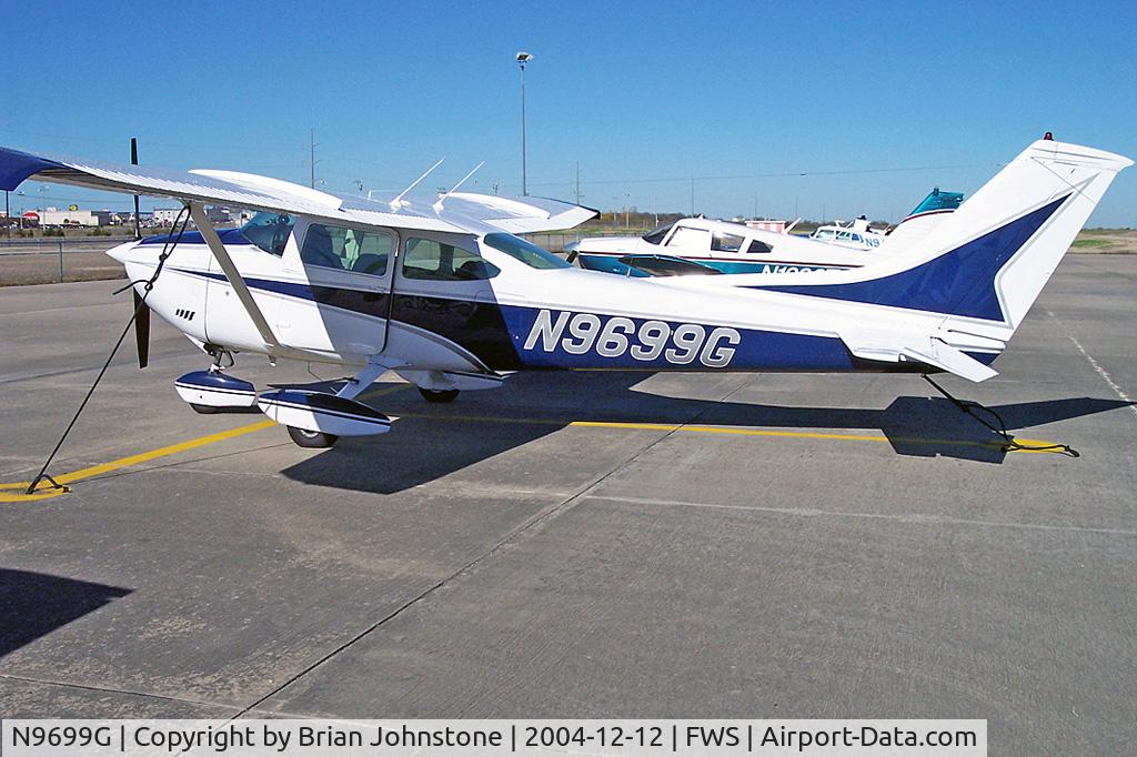 N9699G, 1974 Cessna 182P Skylane C/N 18263434, N9699G  Cessna 182P FWS 12.12.04