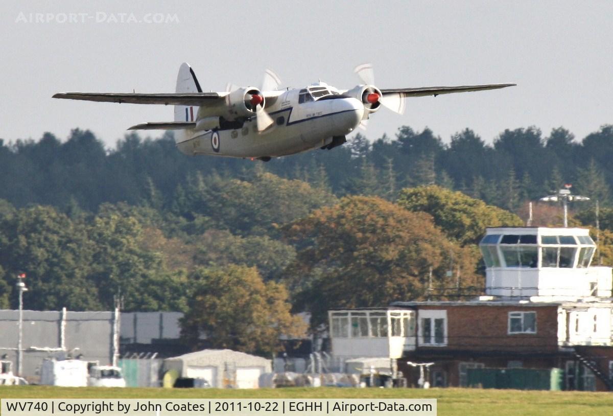 WV740, 1955 Hunting Percival P-66 Pembroke C1 C/N PAC/66/027, Departing 26