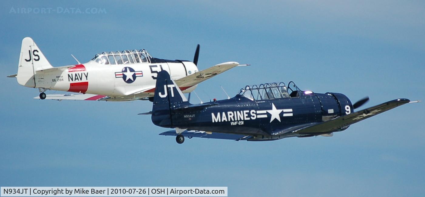 N934JT, 1942 North American SNJ-4 Texan C/N 88-12858, N934JT @ OSH
