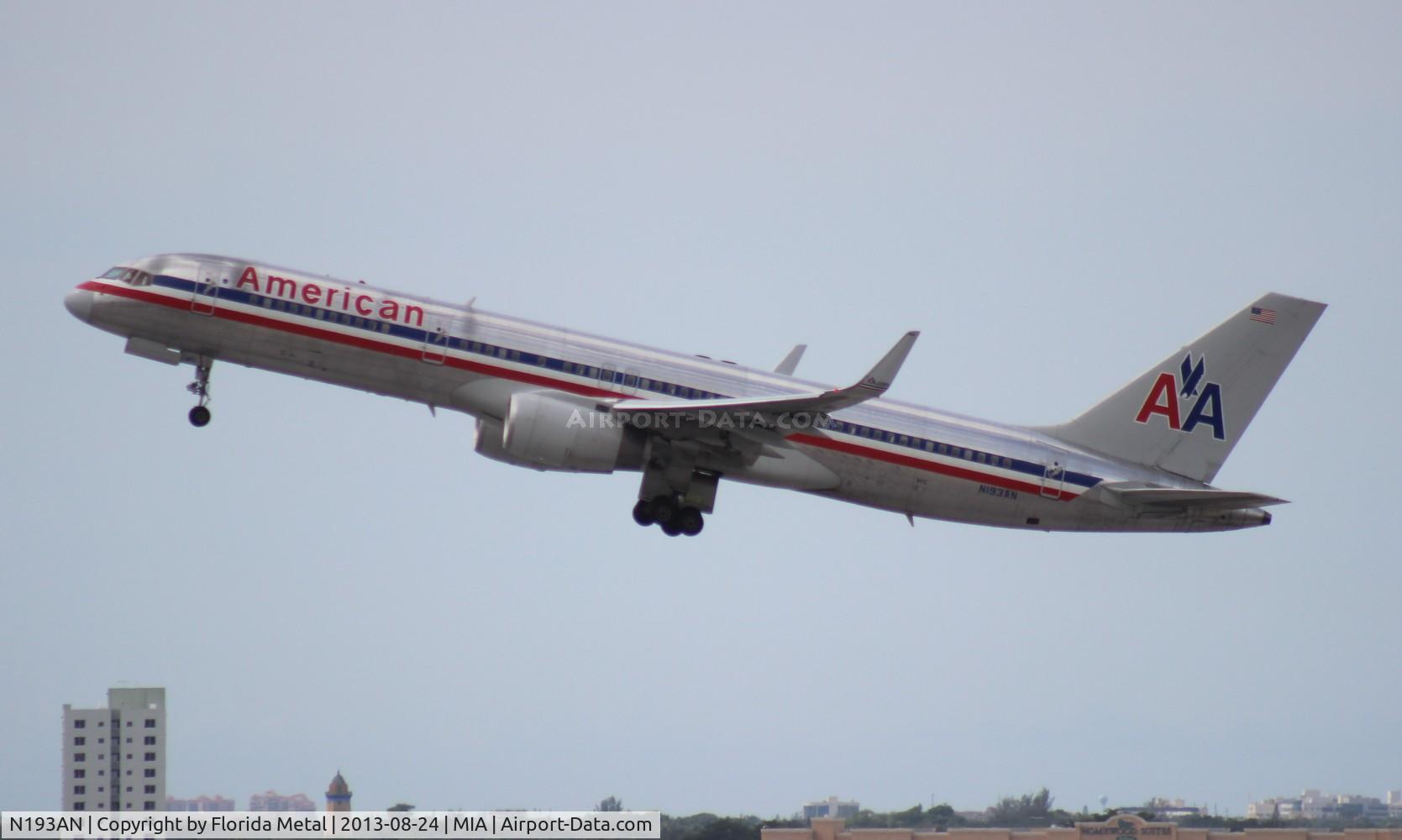 N193AN, 2001 Boeing 757-223 C/N 32387, American 757-200