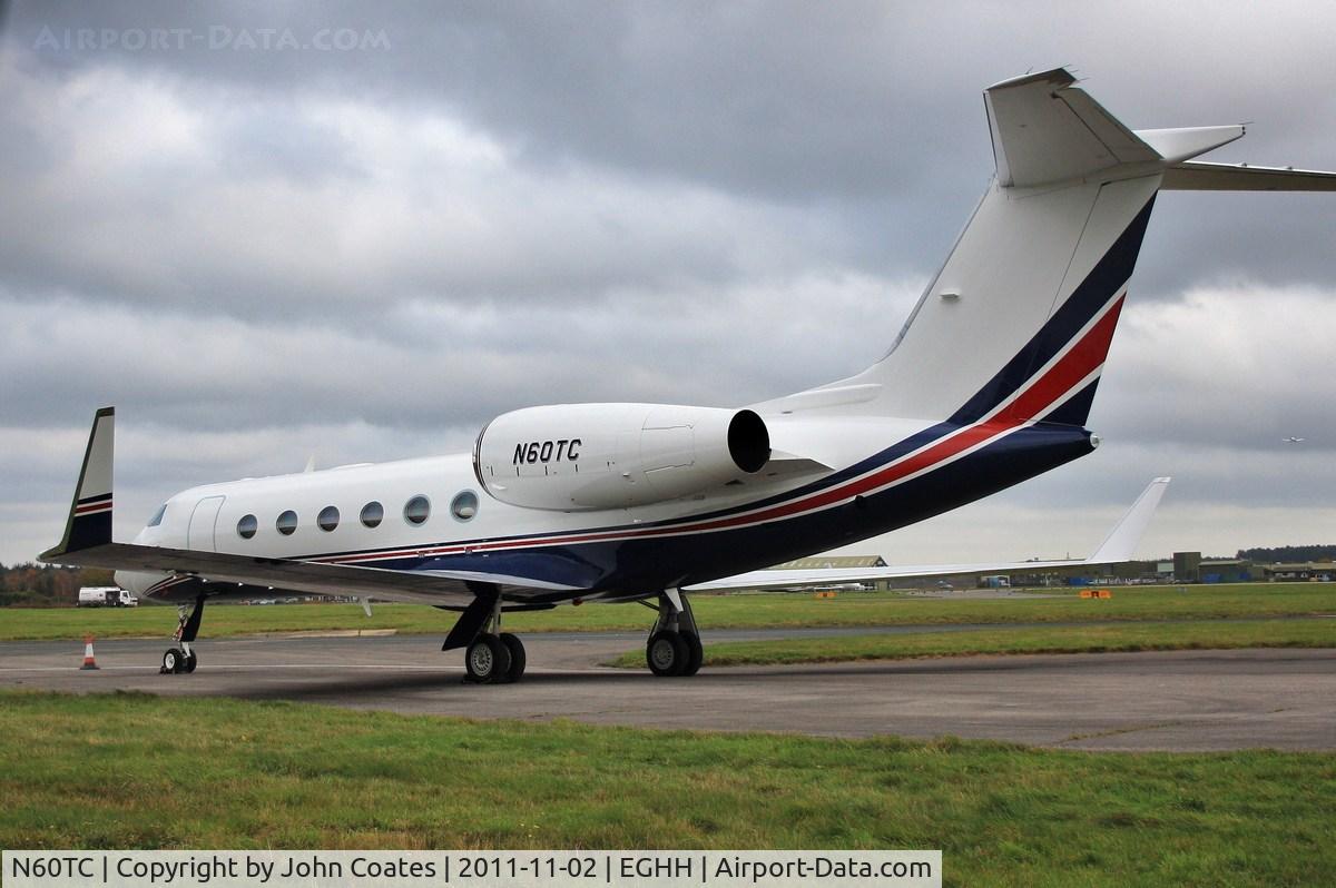 N60TC, 2010 Gulfstream Aerospace GIV-X (G450) C/N 4210, At Sigs
