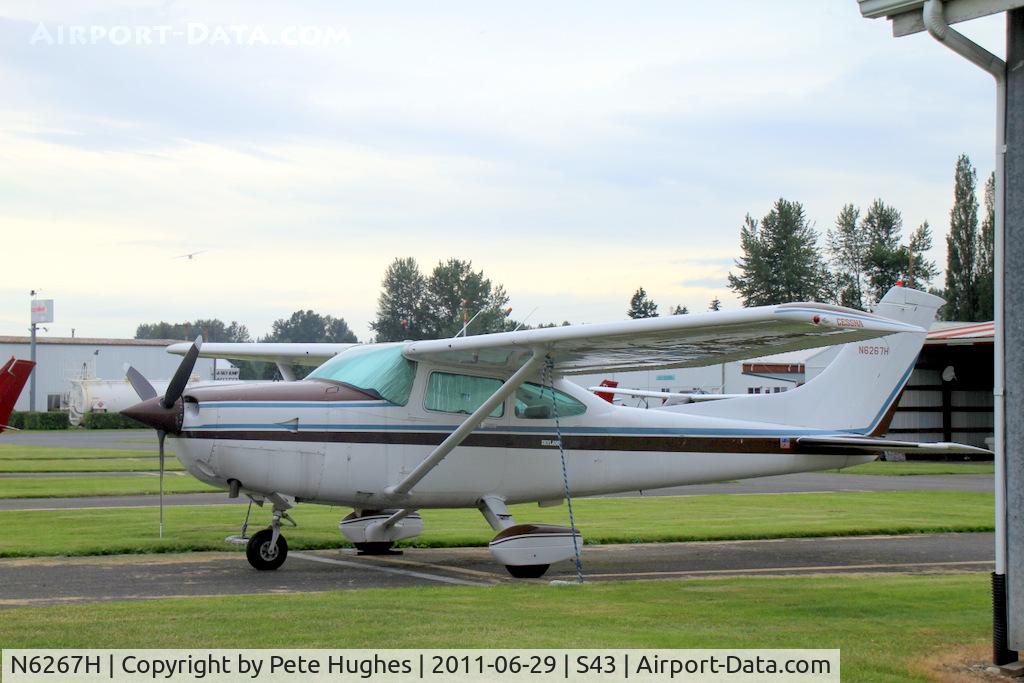 N6267H, 1981 Cessna T182 Skylane C/N 18267878, N6267H Cessna 182 at Harvey Field, WA