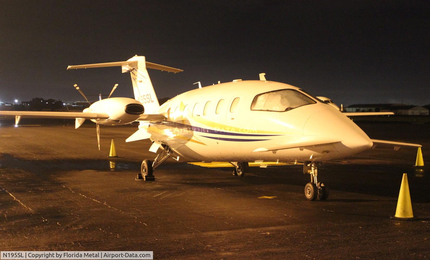 N195SL, 2010 Piaggio P-180 Avanti II C/N 1207, Avantair P180