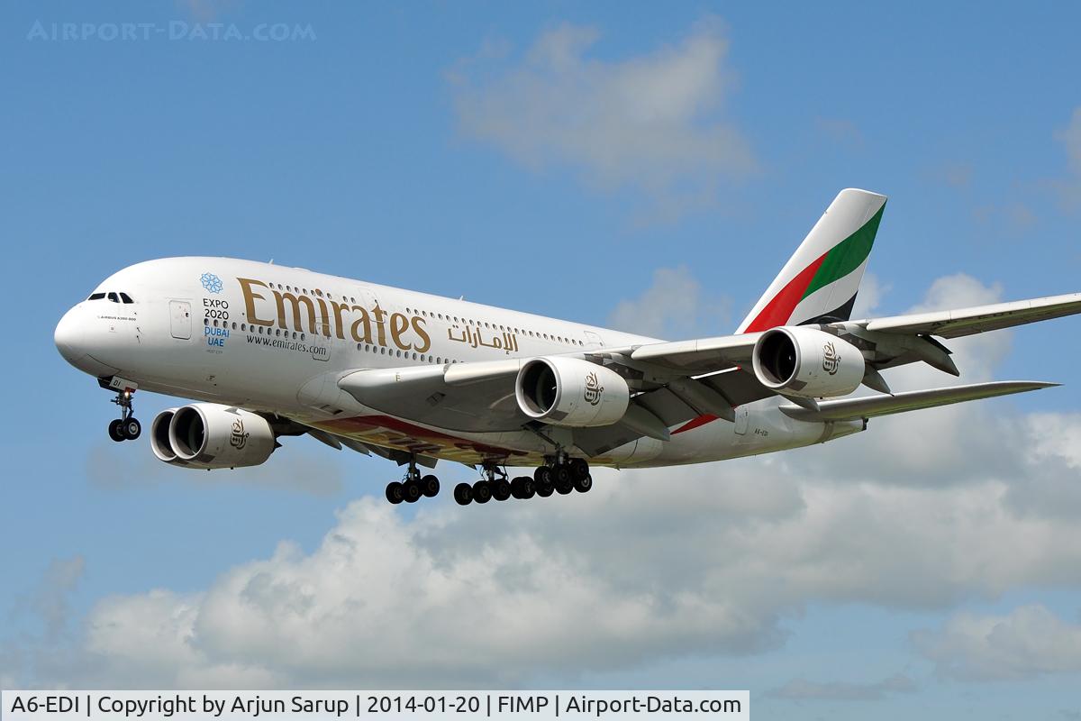 A6-EDI, 2009 Airbus A380-861 C/N 028, Approaching rwy 14 at Plaisance.