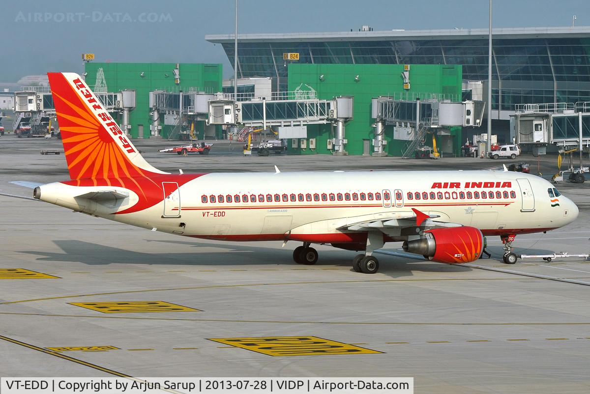 VT-EDD, 2010 Airbus A320-214 C/N 4212, Pushing back at IGIA T-3.