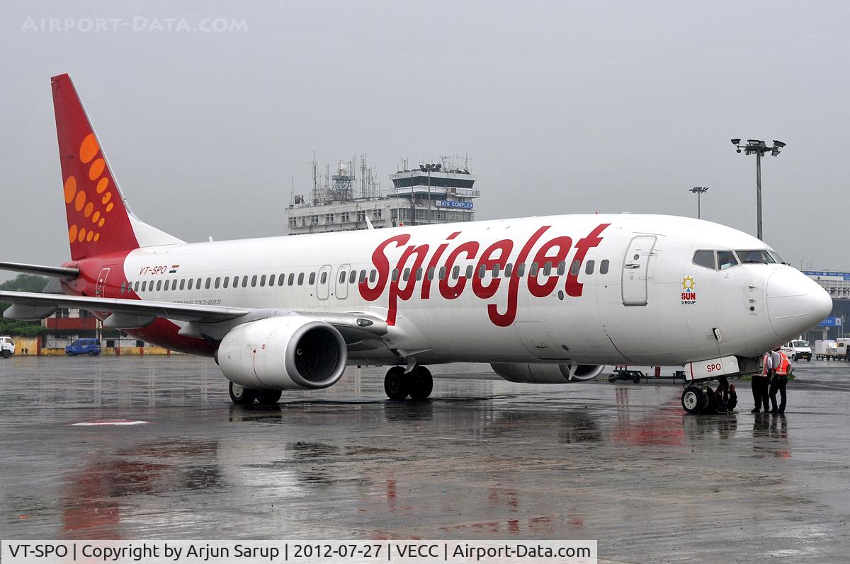 VT-SPO, 2007 Boeing 737-86N C/N 35216, 'Dill' lashed by Kolkata's monsoon rains.