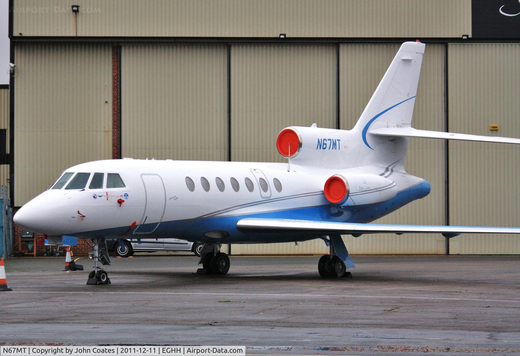 N67MT, 1996 Dassault Mystere Falcon 50 C/N 254, At Signatures