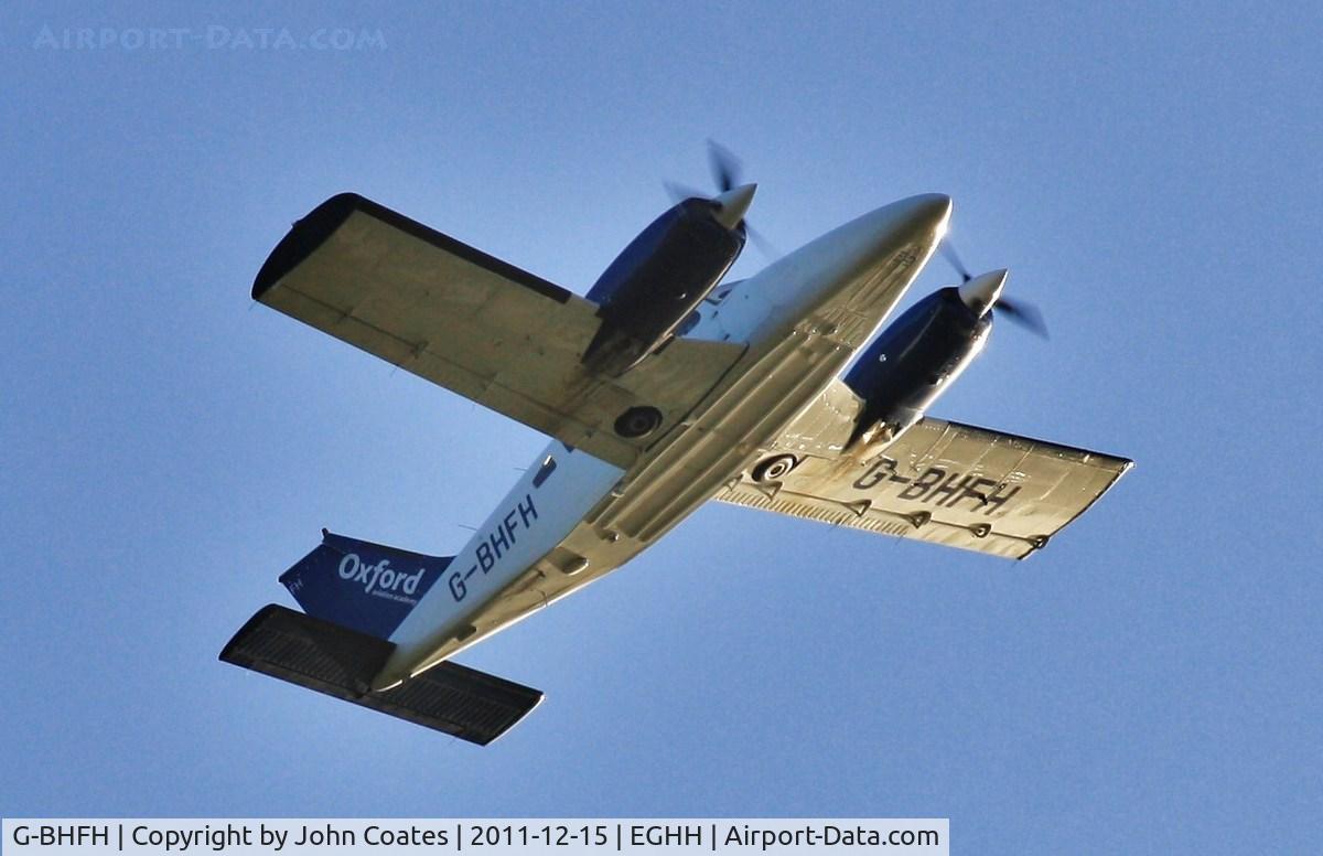 G-BHFH, 1979 Piper PA-34-200T Seneca II C/N 34-7970482, Training