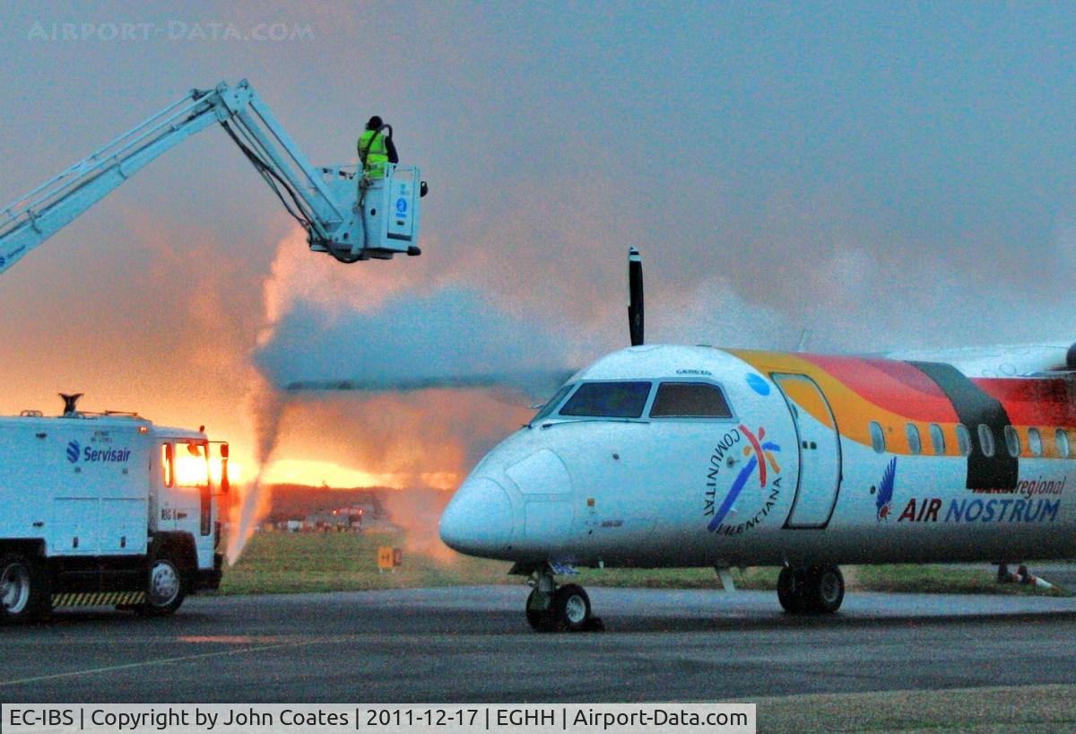 EC-IBS, 2000 De Havilland Canada DHC-8-315Q Dash 8 C/N 560, 