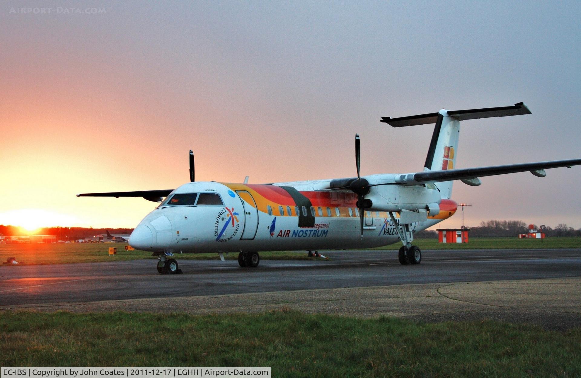 EC-IBS, 2000 De Havilland Canada DHC-8-315Q Dash 8 C/N 560, 