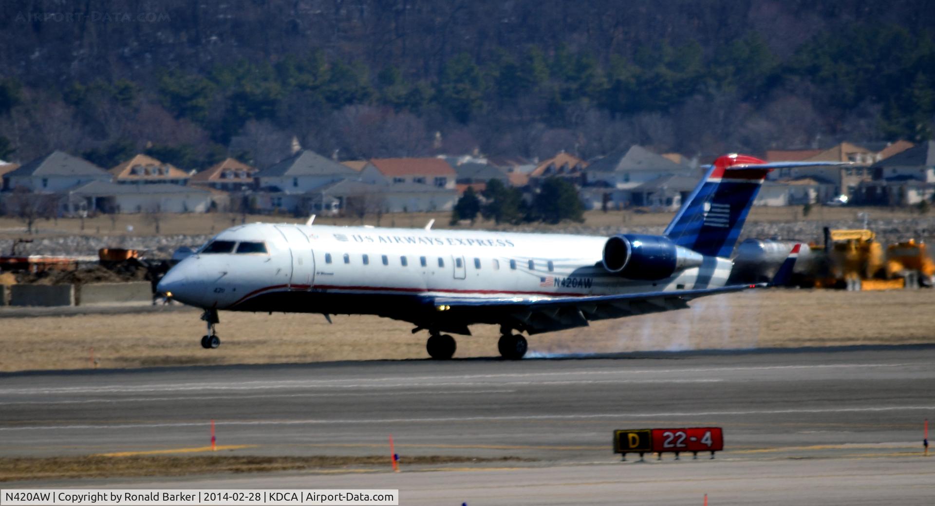 N420AW, 2002 Bombardier CRJ-200LR (CL-600-2B19) C/N 7640, Touch down National