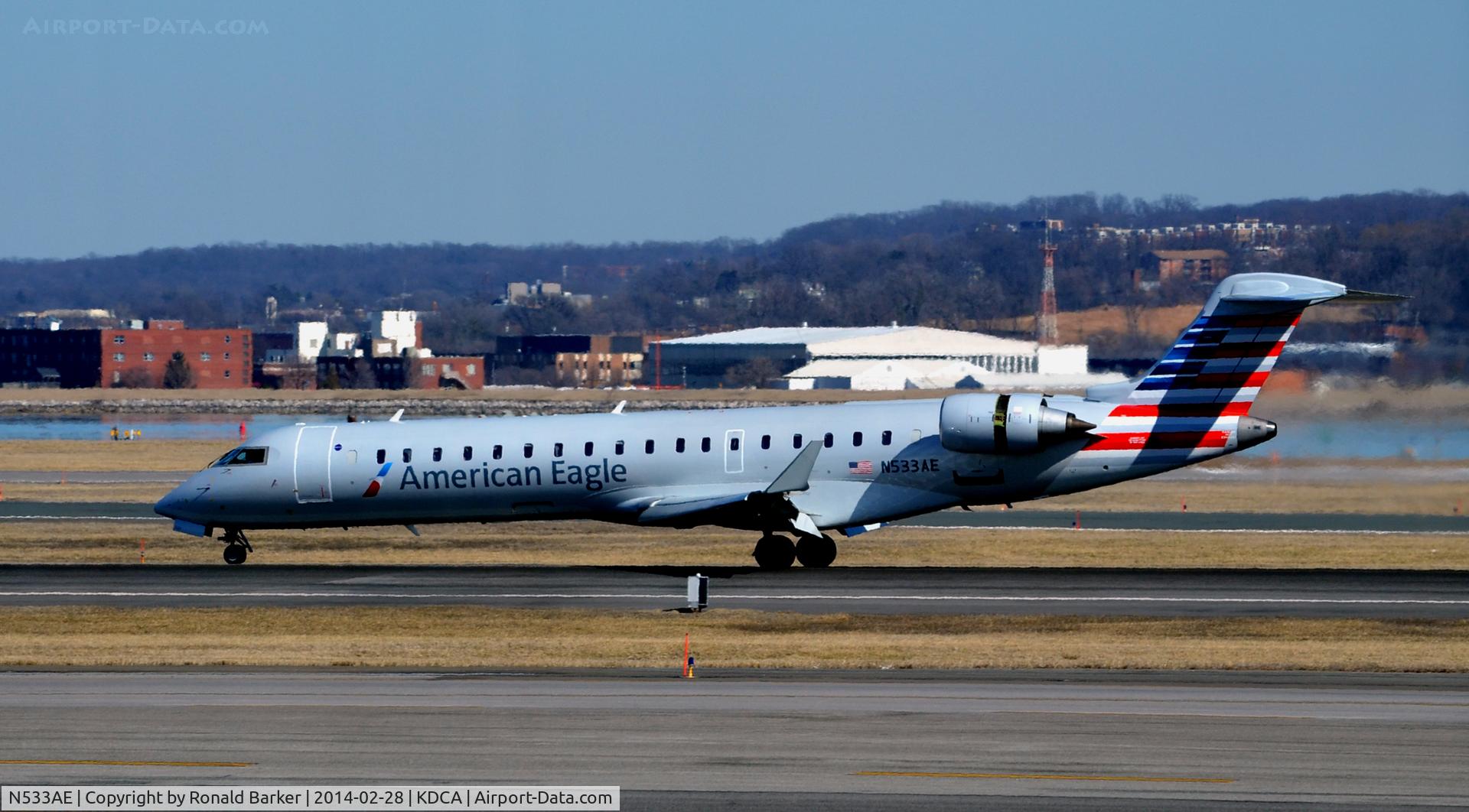 N533AE, Bombardier CRJ-702 (CL-600-2C10) Regional Jet C/N 10311, Landing roll National