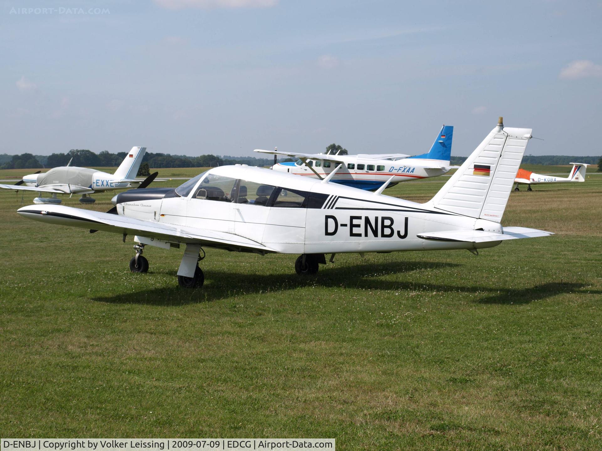 D-ENBJ, 1968 Piper PA-28R-180 Cherokee Arrow C/N 28R-30675, parking
