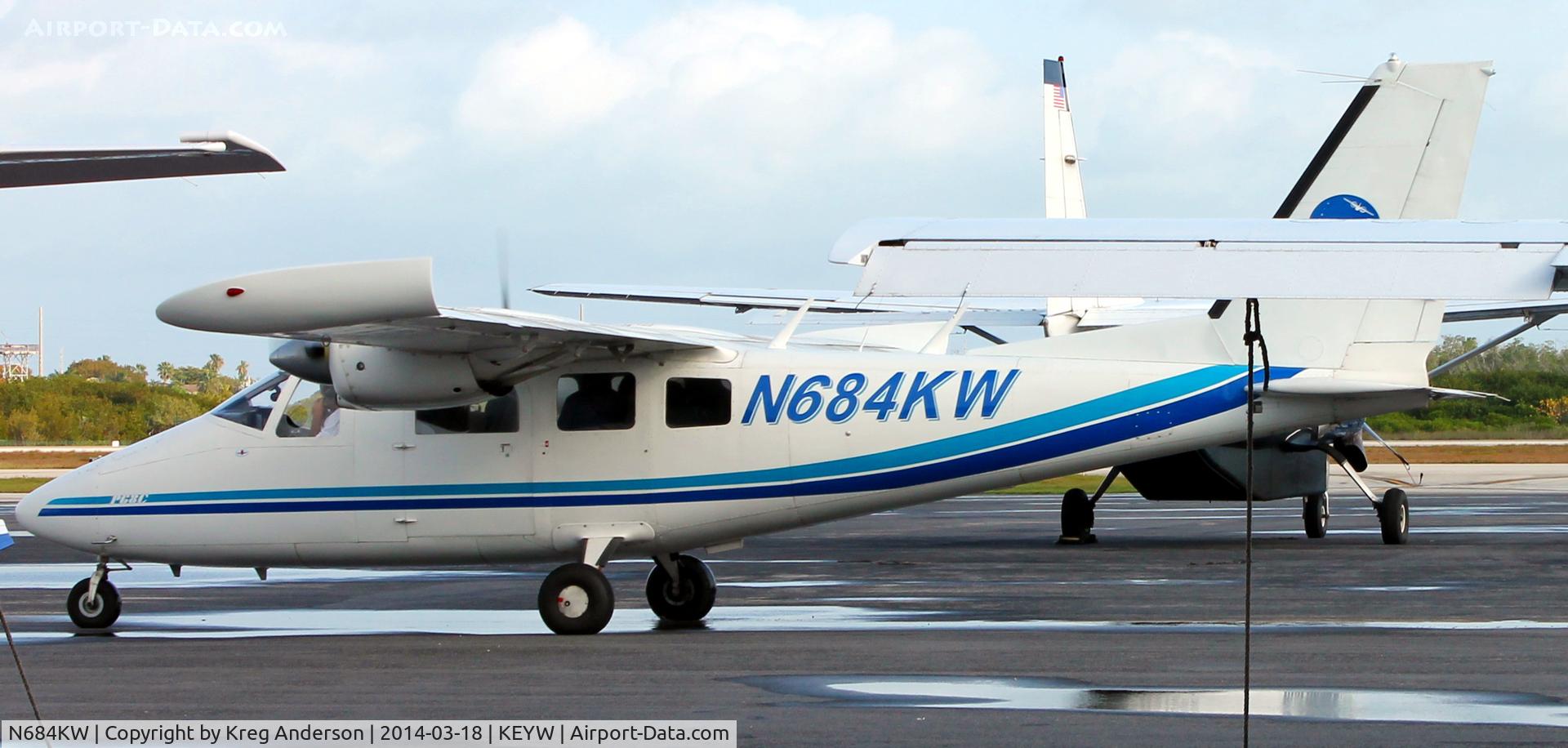 N684KW, 1991 Partenavia P-68C C/N 387, Partenavia P.68C Observer taxiing our for a charter from Key West International Airport in Key West, FL.