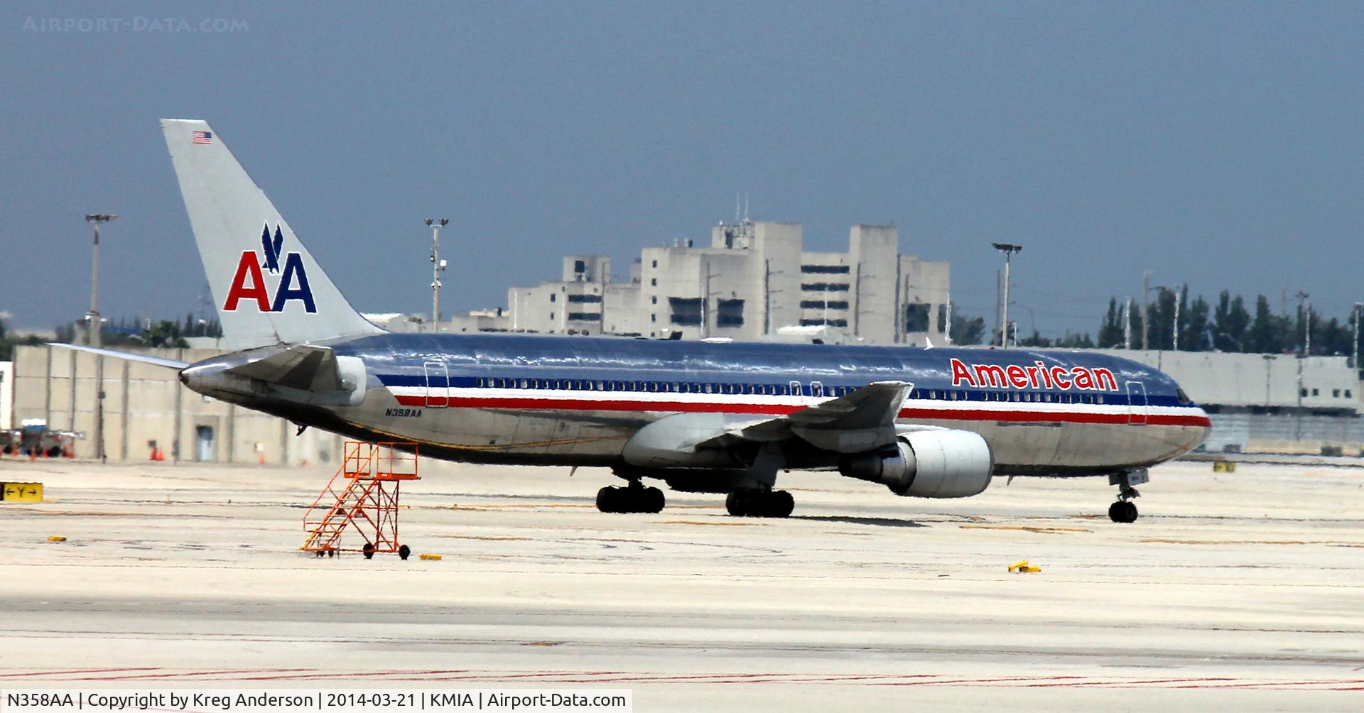 N358AA, 1988 Boeing 767-323 C/N 24039, American Airlines Boeing 767-323