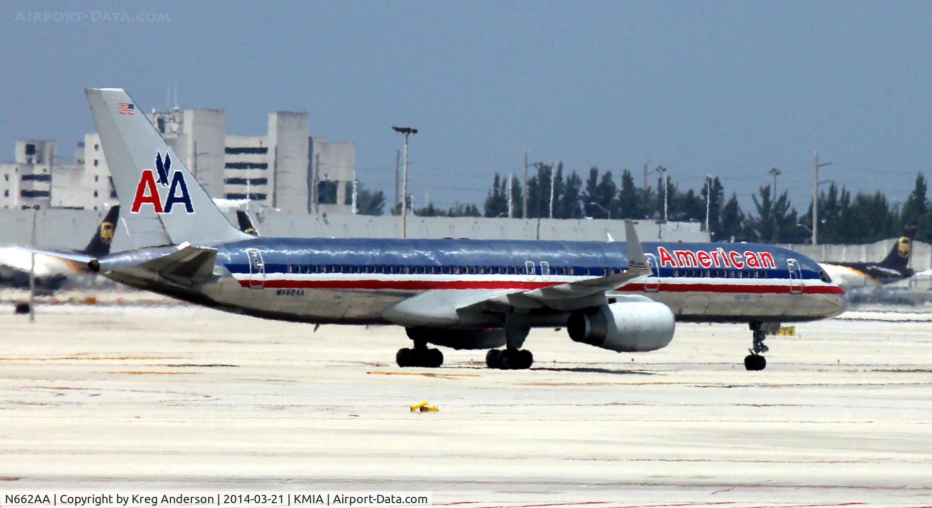 N662AA, 1992 Boeing 757-223 C/N 25296, American Airlines Boeing 757-223