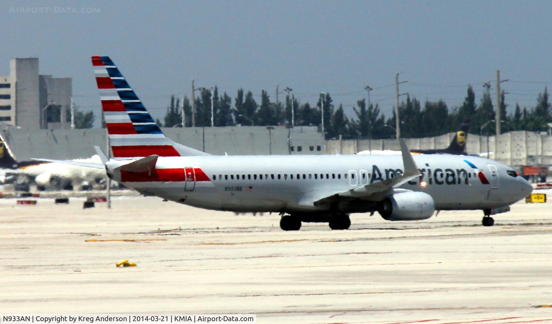 N933AN, 2000 Boeing 737-823 C/N 30080, American Airlines Boeing 737-823