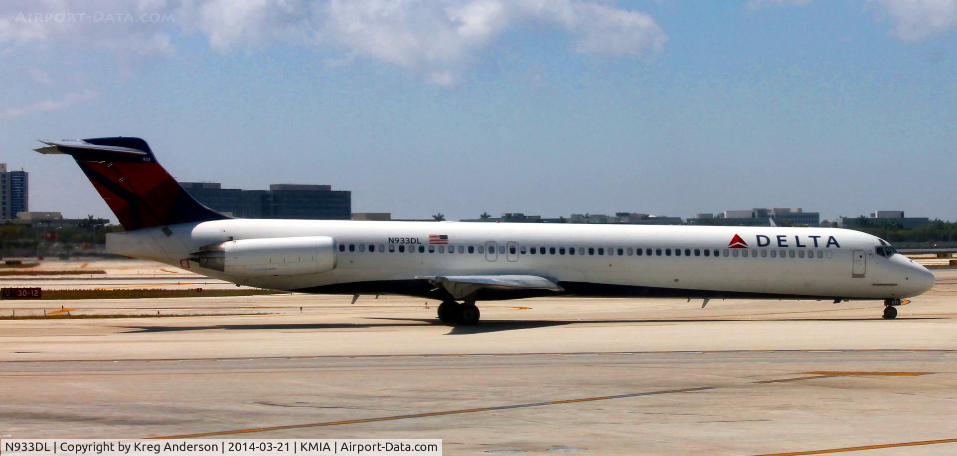 N933DL, 1989 McDonnell Douglas MD-88 C/N 49720, Delta Airlines McDonnell-Douglas MD-88
